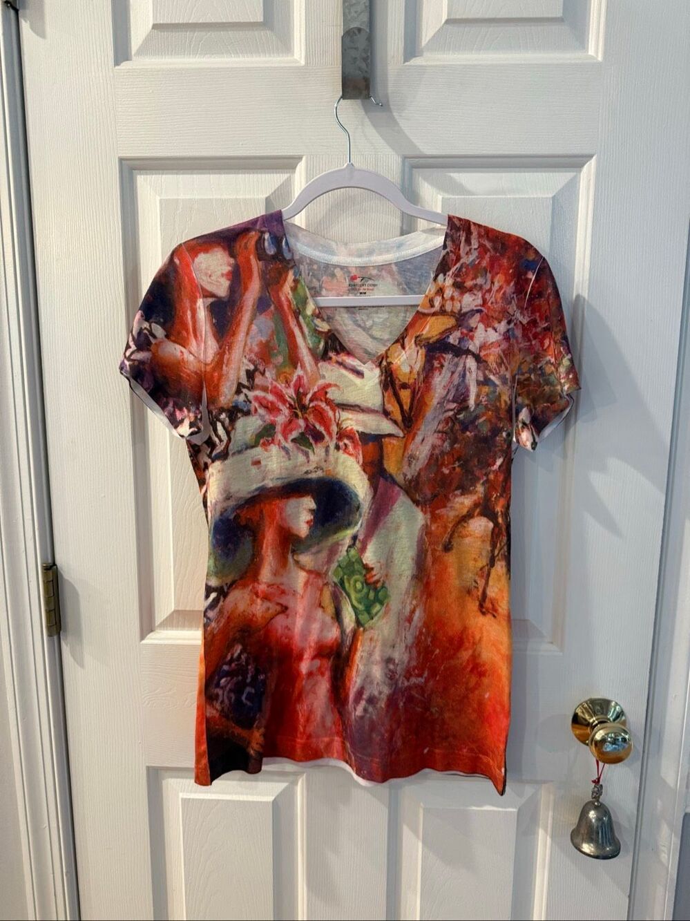 Kentucky Derby Run For the Roses V-Neck T-Shirt sz M New (did not come with tags